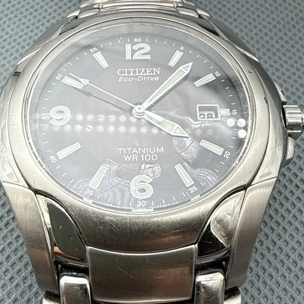 Citizen Eco-Drive Titanium E111 Solar Men's Japan Watch New Orig Battery Cell